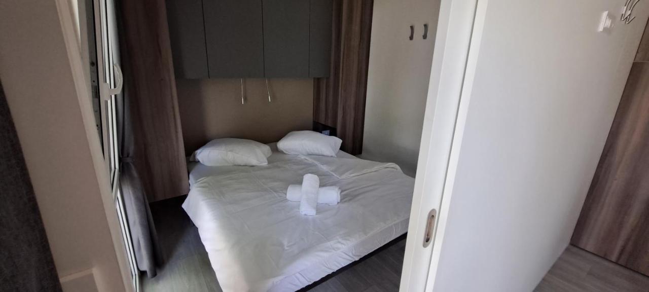 Camp Velenje Hotel Bagian luar foto