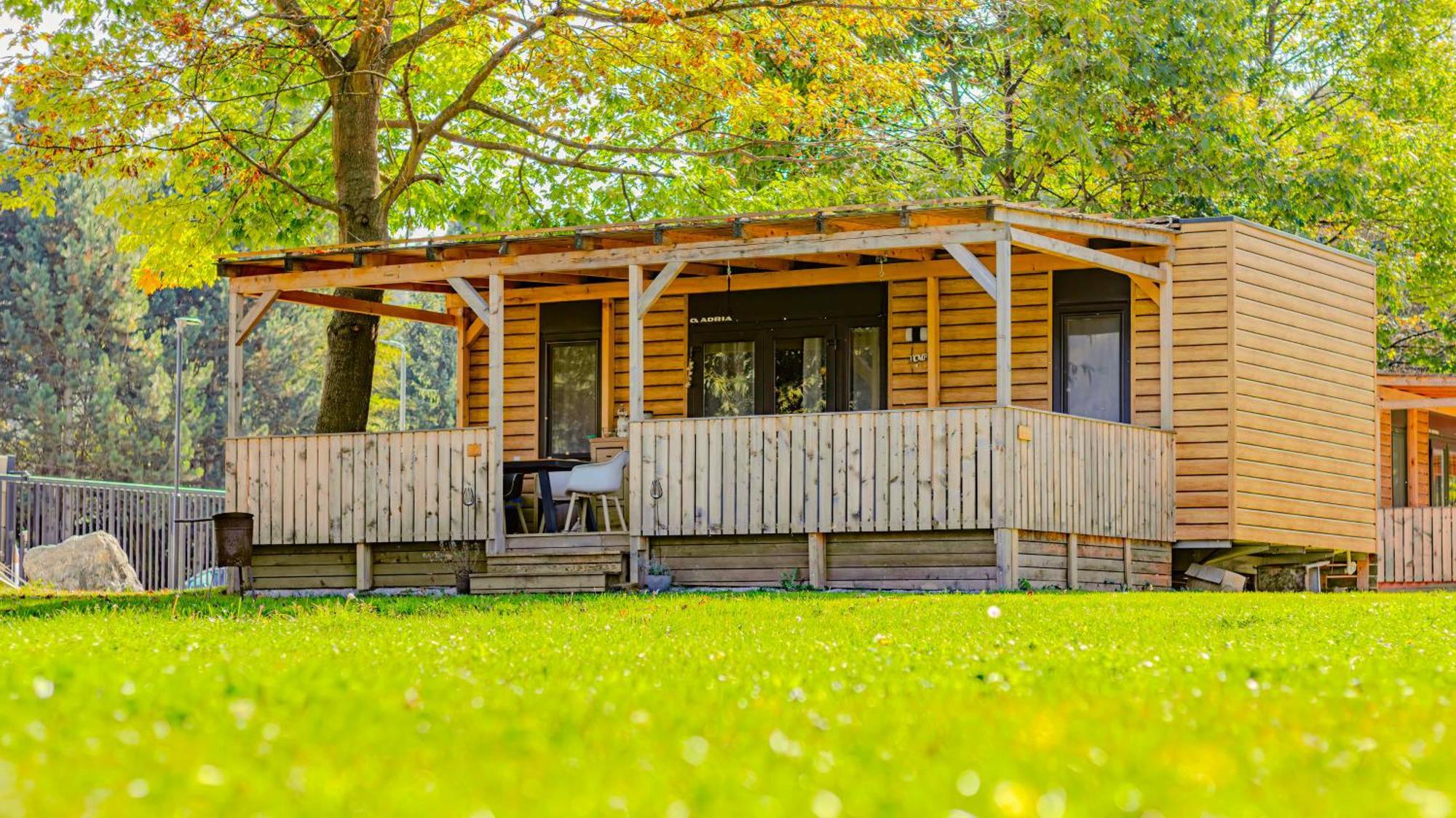 Camp Velenje Hotel Bagian luar foto