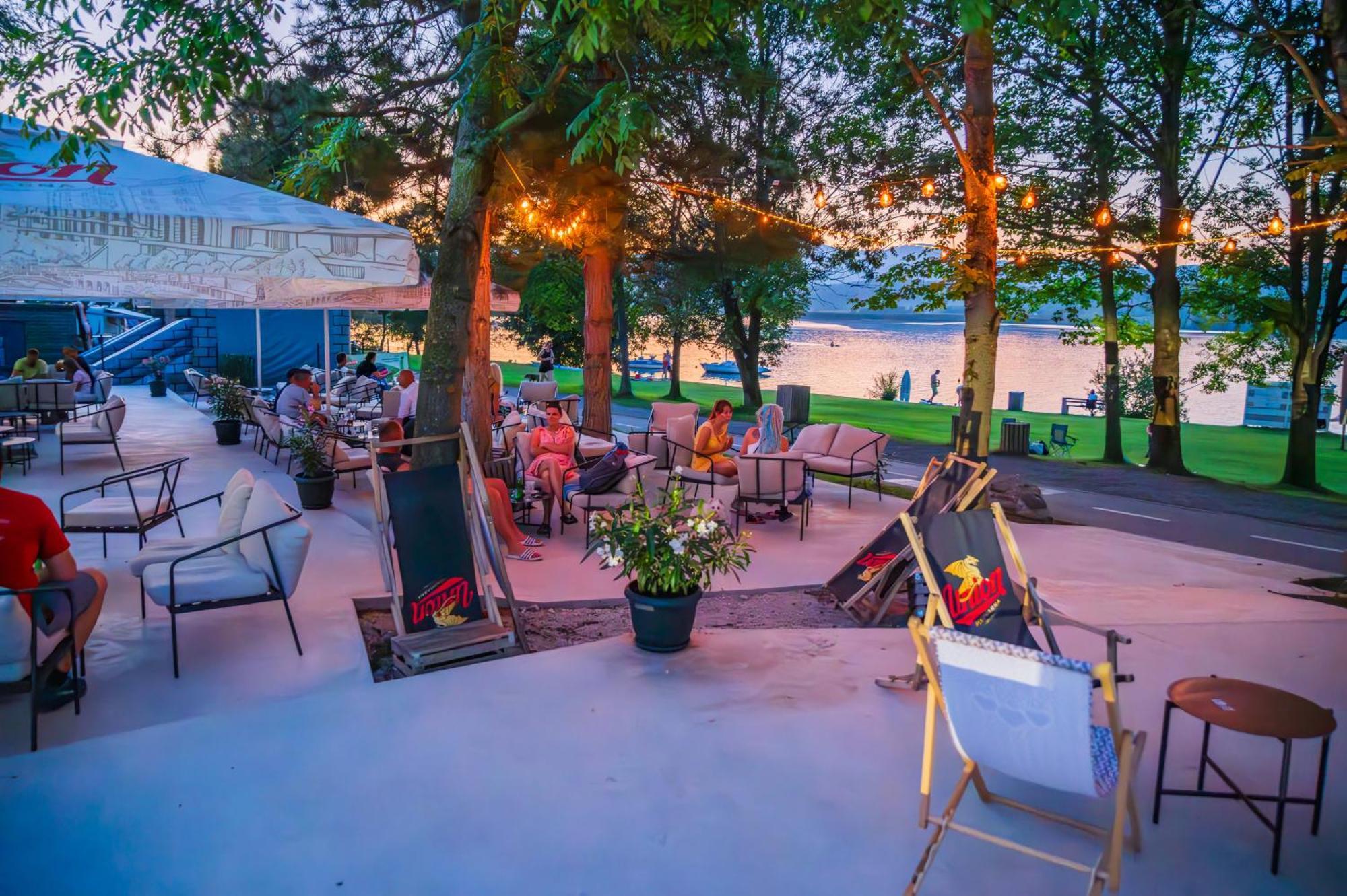 Camp Velenje Hotel Bagian luar foto